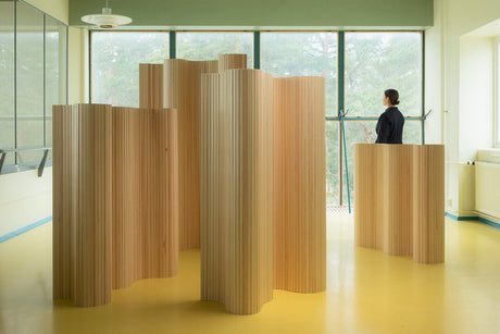 Screen 100 by Alvar Aalto