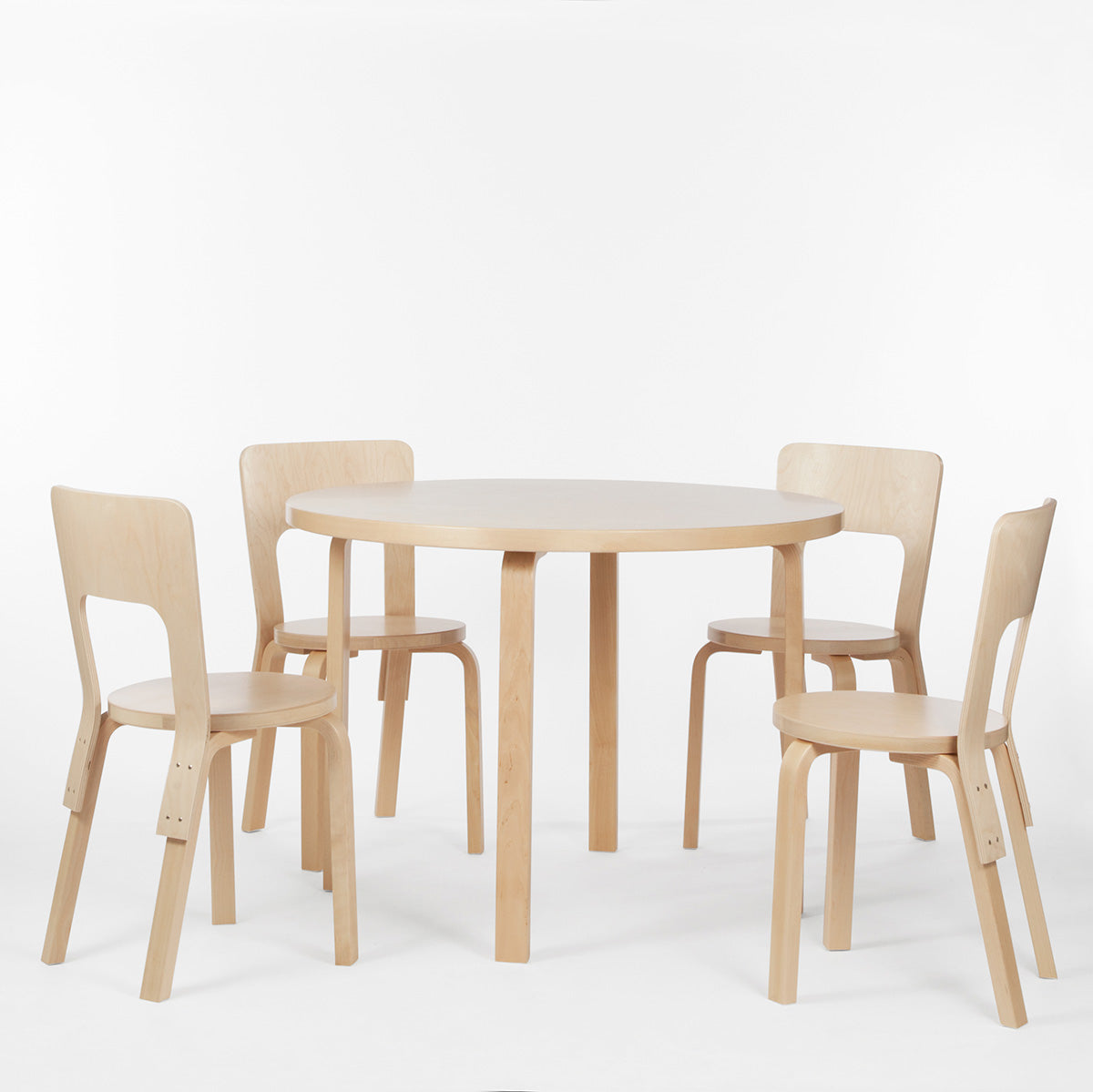 Artek Alvar Aalto Round Table 90A - Artek Alvar Aalto Dining