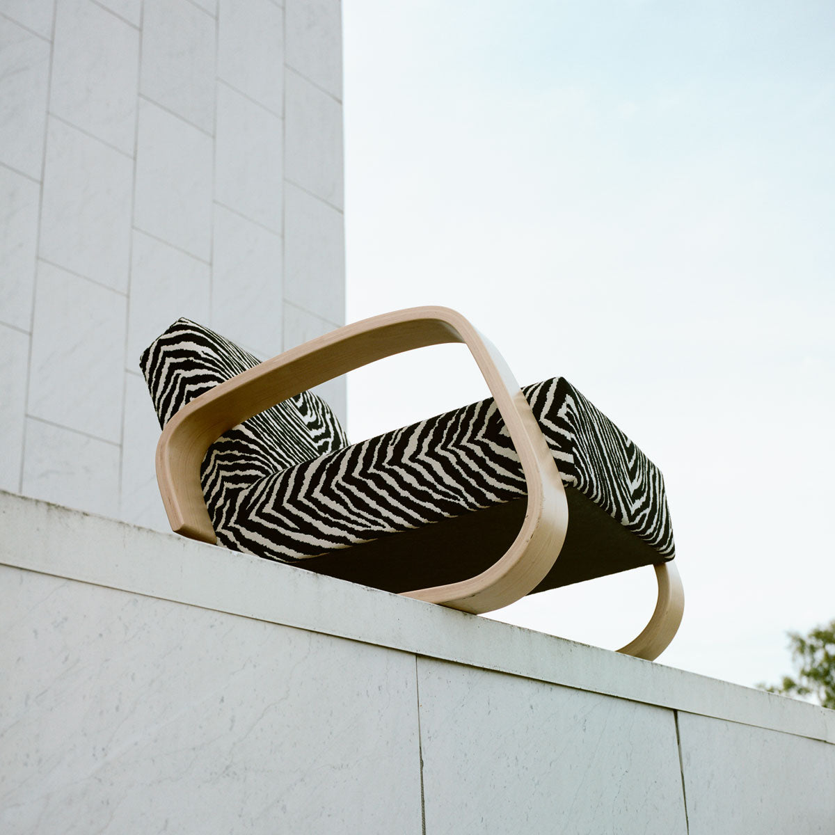 Artek Alvar Aalto - Natural Birch Lounge Chair 400