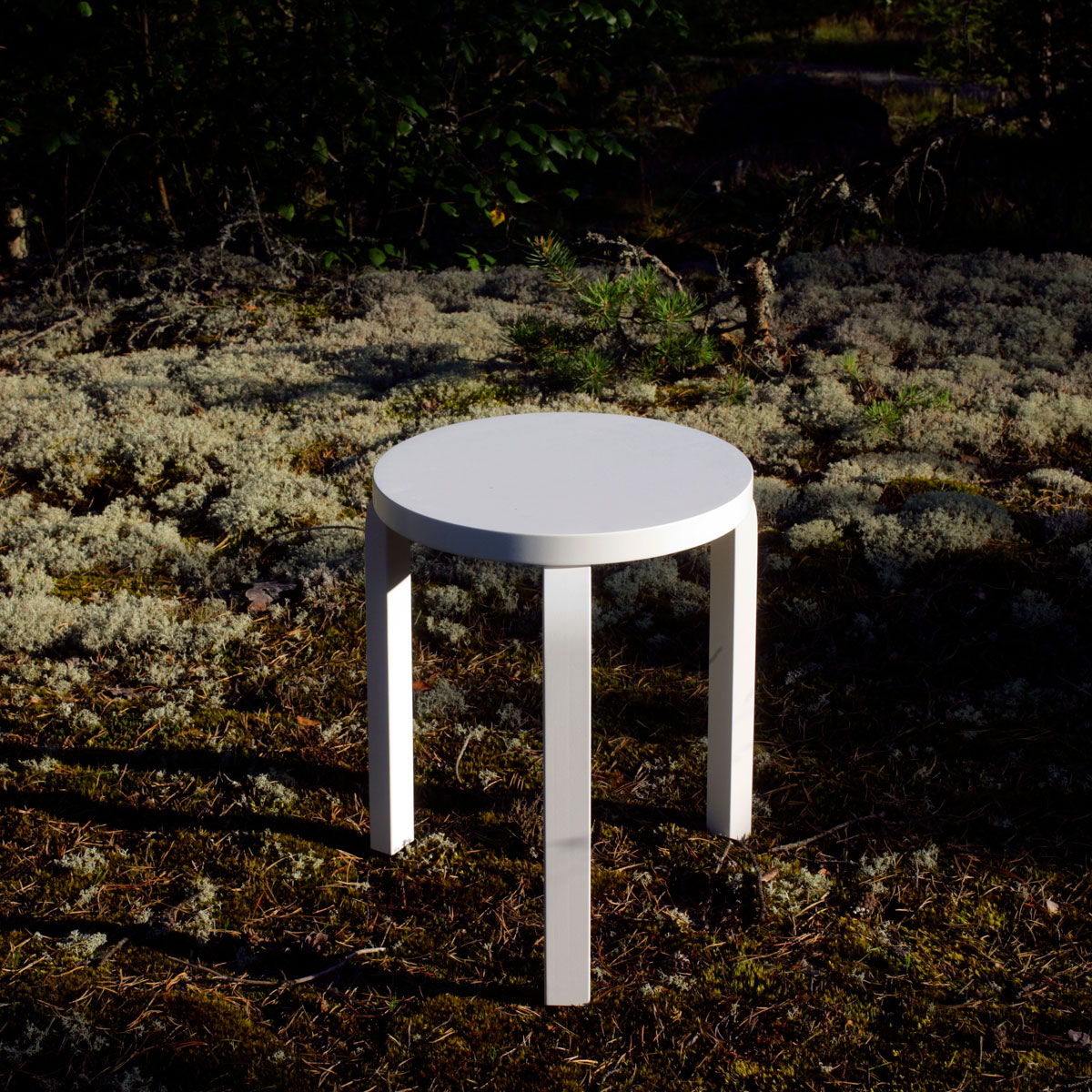 Artek Alvar Aalto - Three-Legged Stool 60 - Lacquered