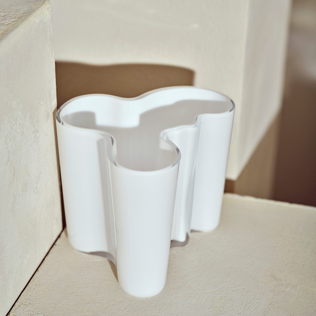Iittala Aalto White Vase - 6-1/4
