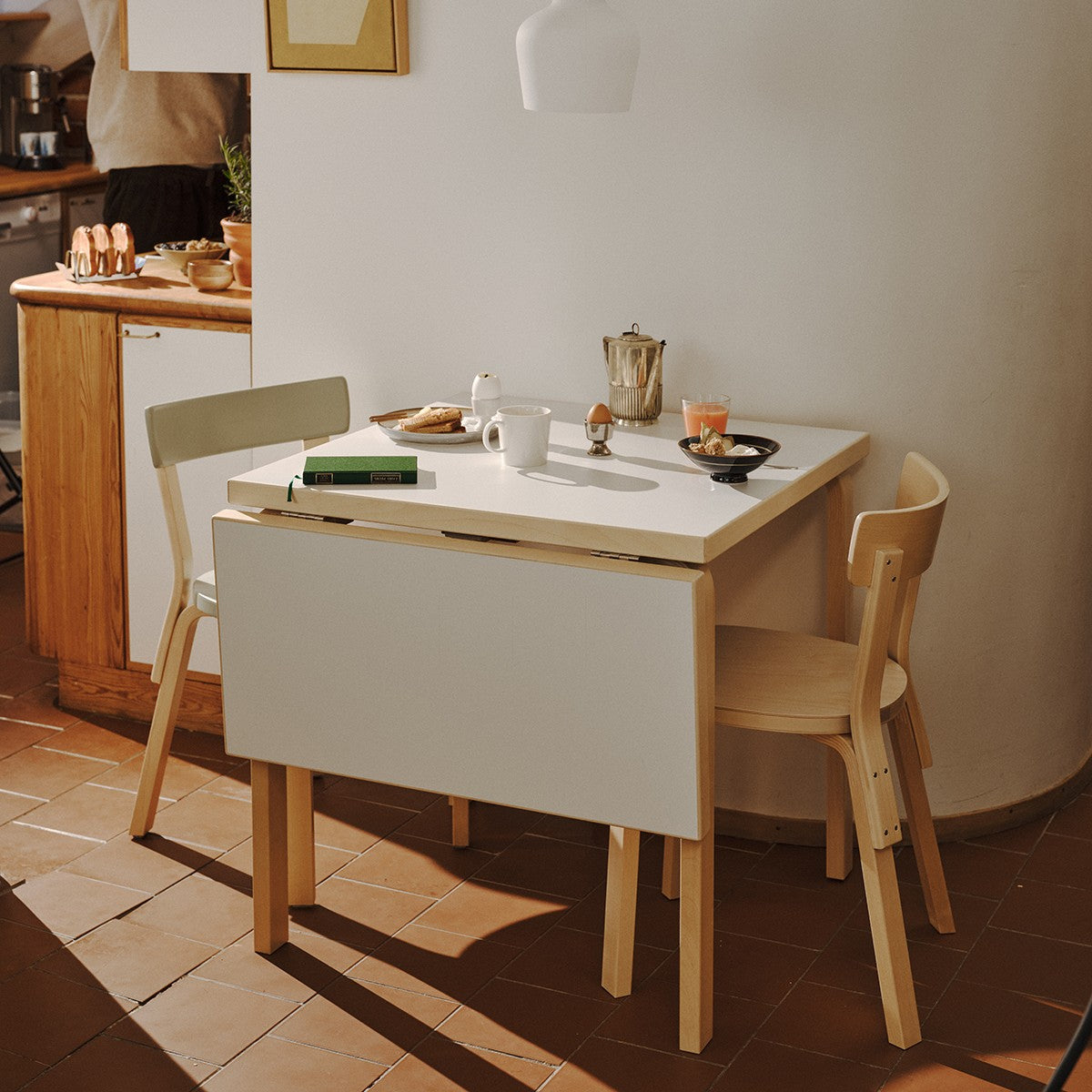 Artek Alvar Aalto DL81C Table