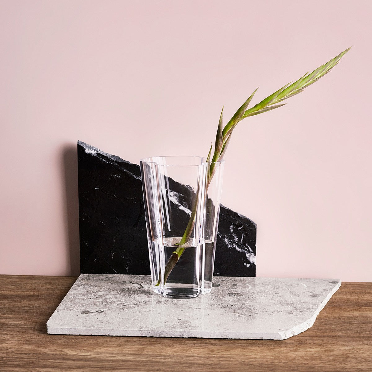 iittala Aalto Clear Vase - 8-3/4