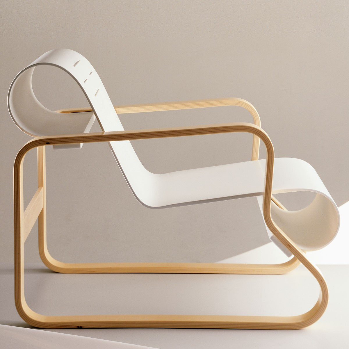Artek Alvar Aalto - Paimio Scroll Chair 41 - Artek Alvar Aalto