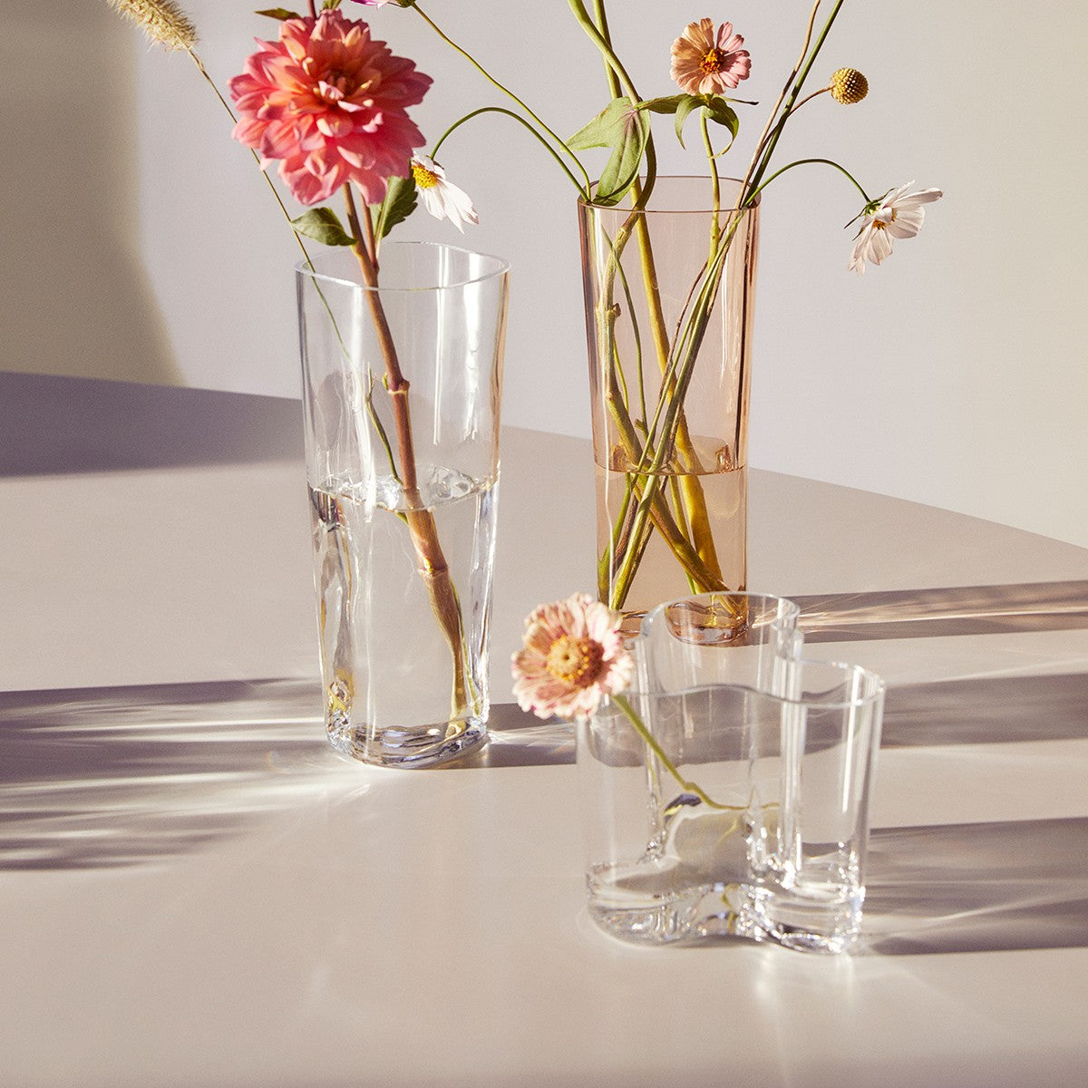  Aalto Vase クリアガラス　95mm Amazon.com: Iittala Alvar Aalto 95mm Clear Vase : Home & Kitchen